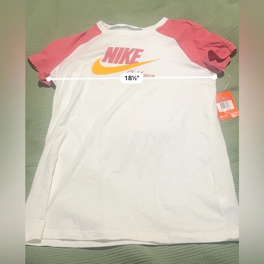 Nike Athletics T-Shirt White Body & Pink Raglan Sleeves  NWT Size L